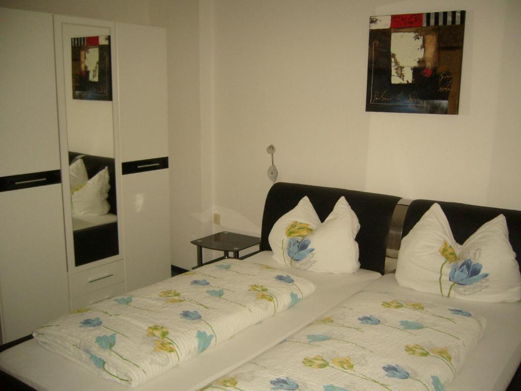 Hoefener Wirtshaus Monschau Kamer foto