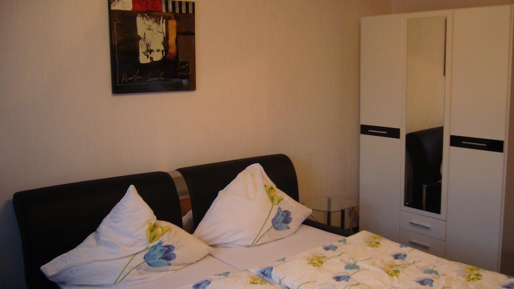 Hoefener Wirtshaus Monschau Kamer foto